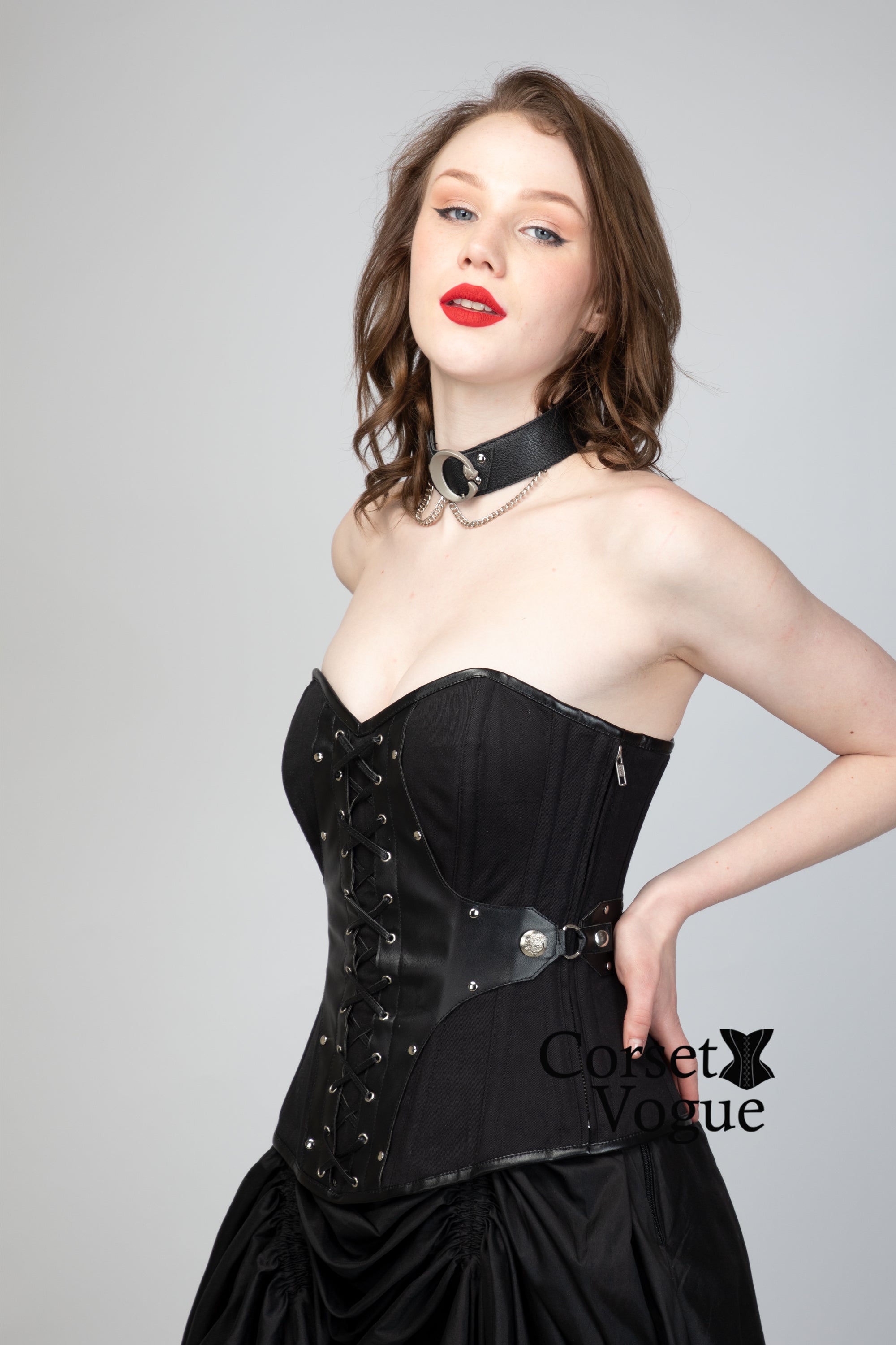 Gothic Black Waist-Reducing Corset